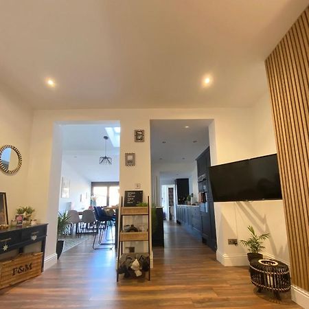 Luxury Spacious Renovated Townhouse Grantham Exteriér fotografie