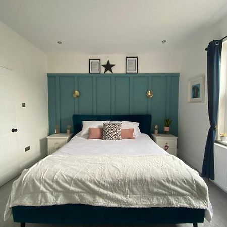 Luxury Spacious Renovated Townhouse Grantham Exteriér fotografie