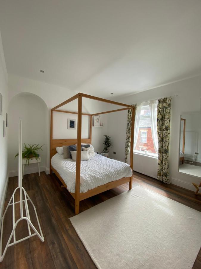 Luxury Spacious Renovated Townhouse Grantham Exteriér fotografie