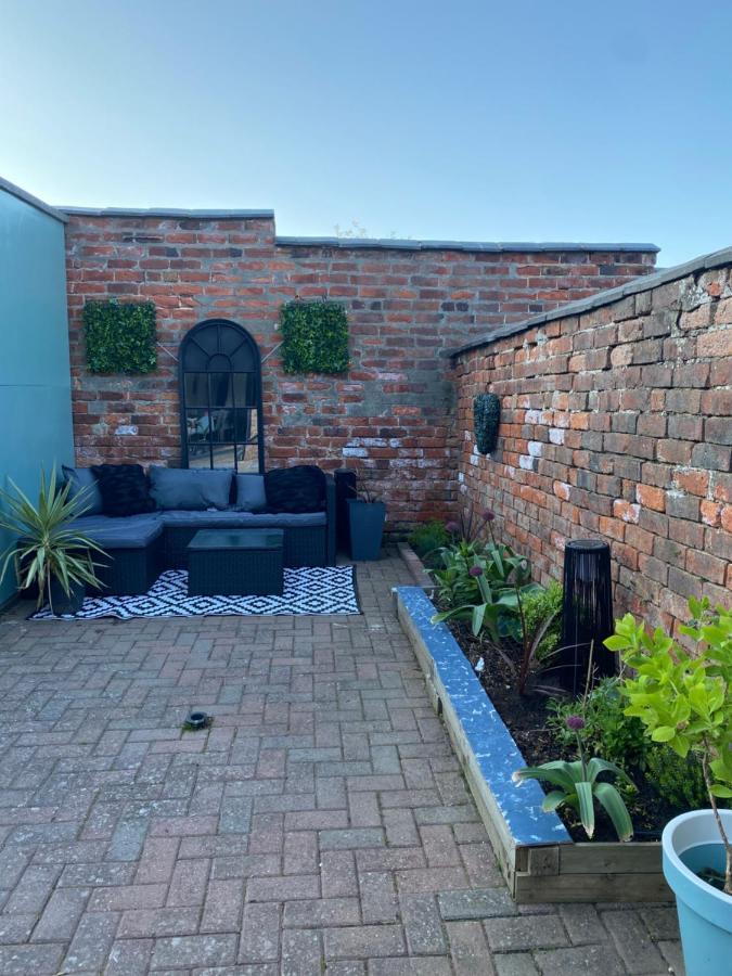 Luxury Spacious Renovated Townhouse Grantham Exteriér fotografie