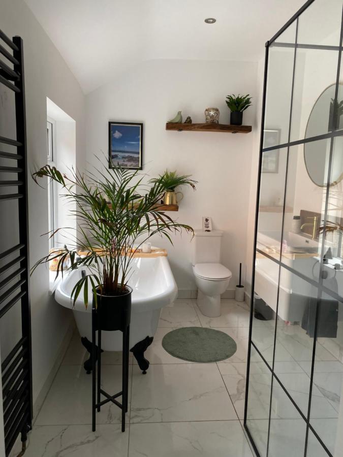 Luxury Spacious Renovated Townhouse Grantham Exteriér fotografie