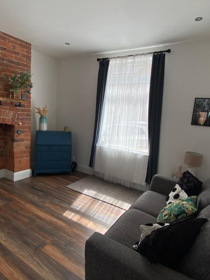 Luxury Spacious Renovated Townhouse Grantham Exteriér fotografie